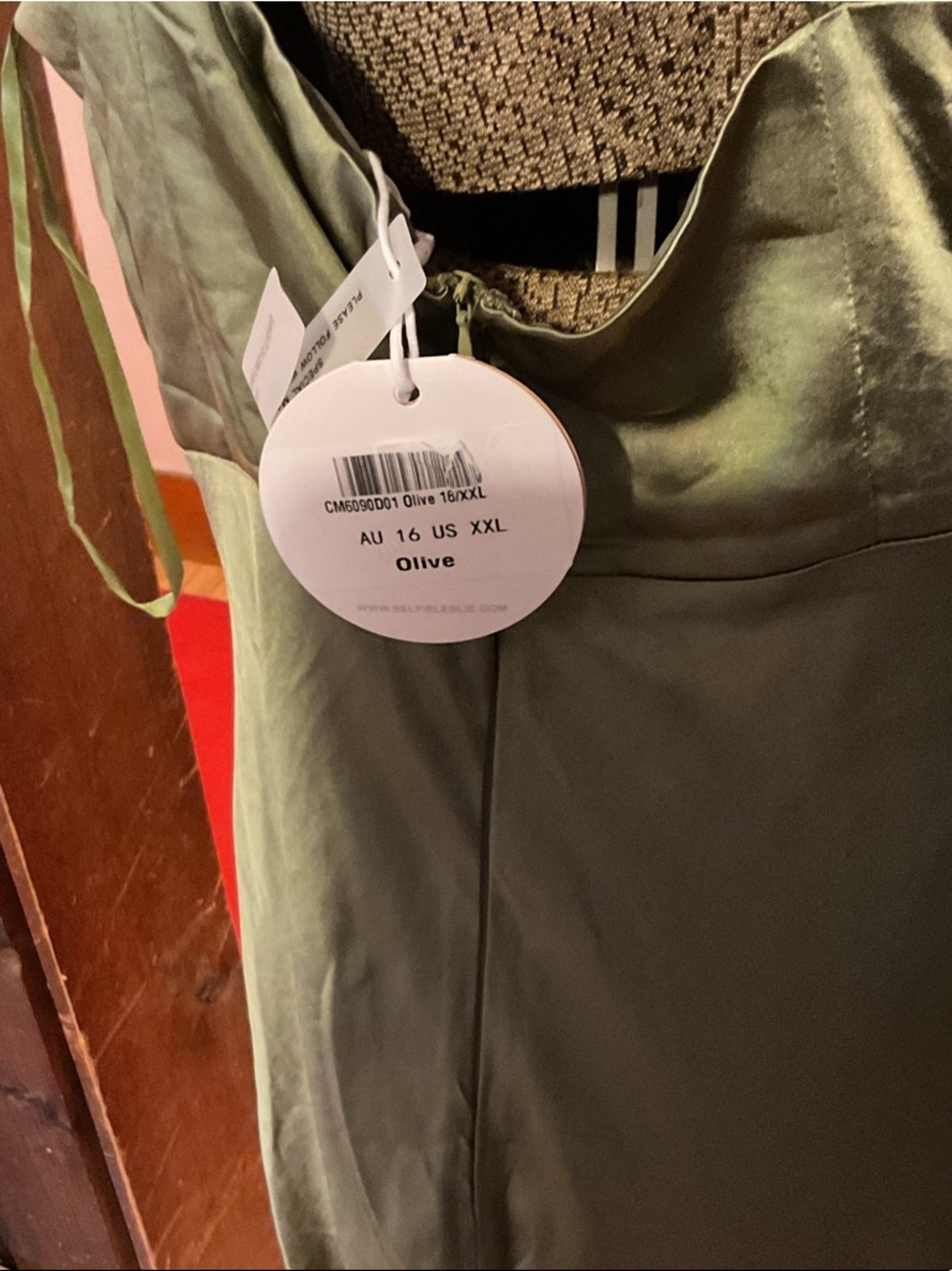 Selfie Leslie One-Shoulder Olive Column Dress - Picture 5 of 5